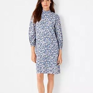 NWT Ann Taylor Floral Mock Neck Shift Dress